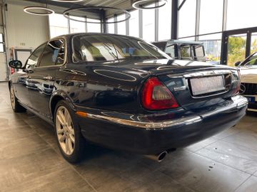 Jaguar XJ 2.7 D XJ6 Sovereign *Klima*Navi*PDC*Bluetooth
