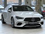 Mercedes-Benz CLA 45 AMG SB PERFORMANCE 4Matic||PANO|AHK|LEDHP - weiße Mercedes-Benz CLA 45 AMG Shooting Brake