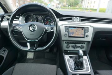 Volkswagen Passat Variant - 9