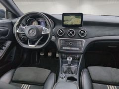 MERCEDES-BENZ CLA 250 Peak AMG LED-High 1.Hd MB-Scheckheft