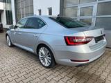 Skoda Superb Limo 2.0TDI/1HD/MWST/NAVI/4xSHZ/ESD/PANO - Skoda Superb: 1.4