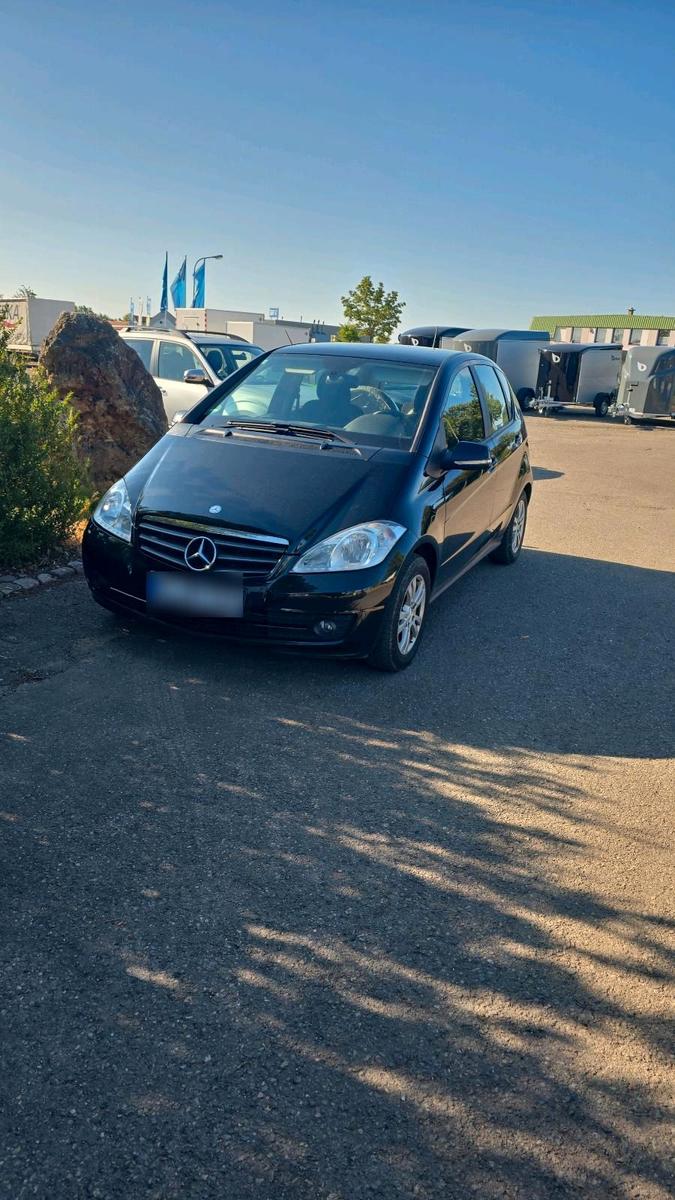 Mercedes-Benz A 180