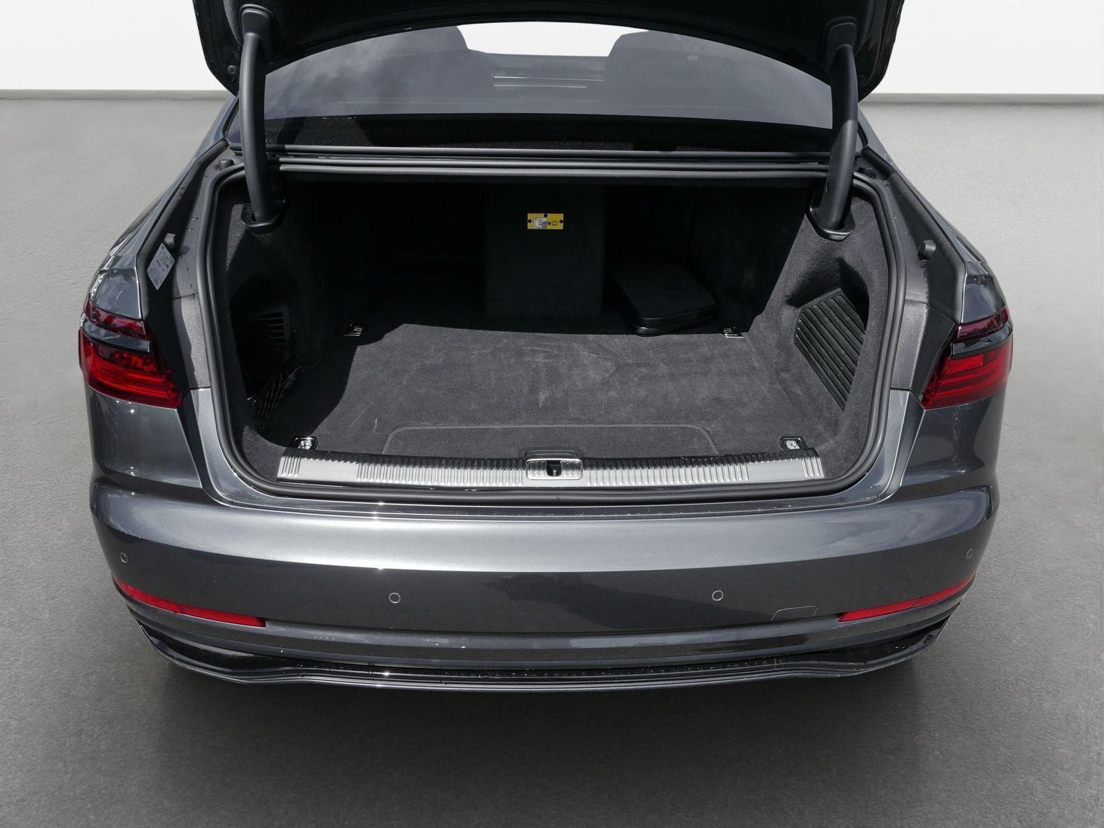Audi A8 - Bild 12