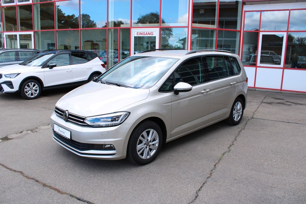 Image of Volkswagen Touran