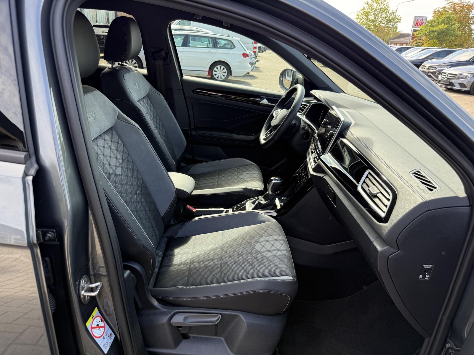 Volkswagen T-Roc R-Line,18-Zoll,IQ-Drive,R.Kam,Kessy,Side., миниатюра 25