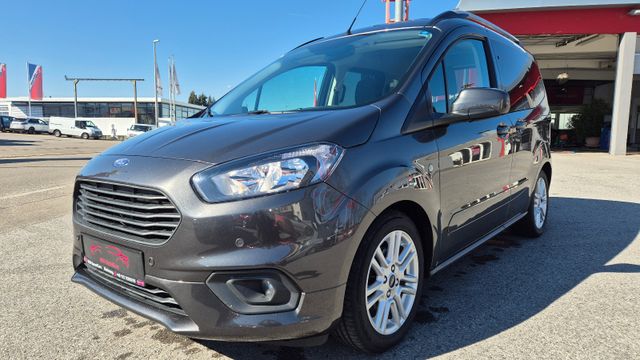 Ford Tourneo Courier Titanium PDC ALU AHK SHZ