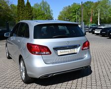 MERCEDES-BENZ B 180 Urban PDC NAVI 35tkm Sitzhz.