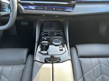 BMW 520 - 12
