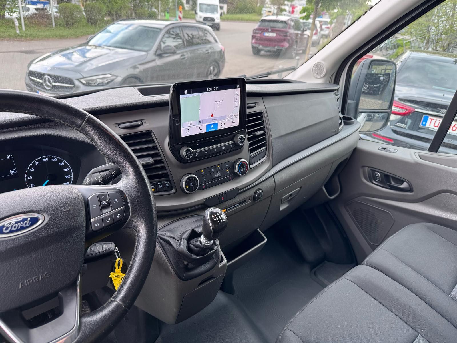 Fahrzeugabbildung Ford Transit 350  L2H2 4x4 Allrad *NAVI*KLIMA*SORTIMO