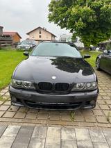 BMW E39 530i M-Paket AHK/Doppelverglasung - BMW 530: Kombi, 530d E39