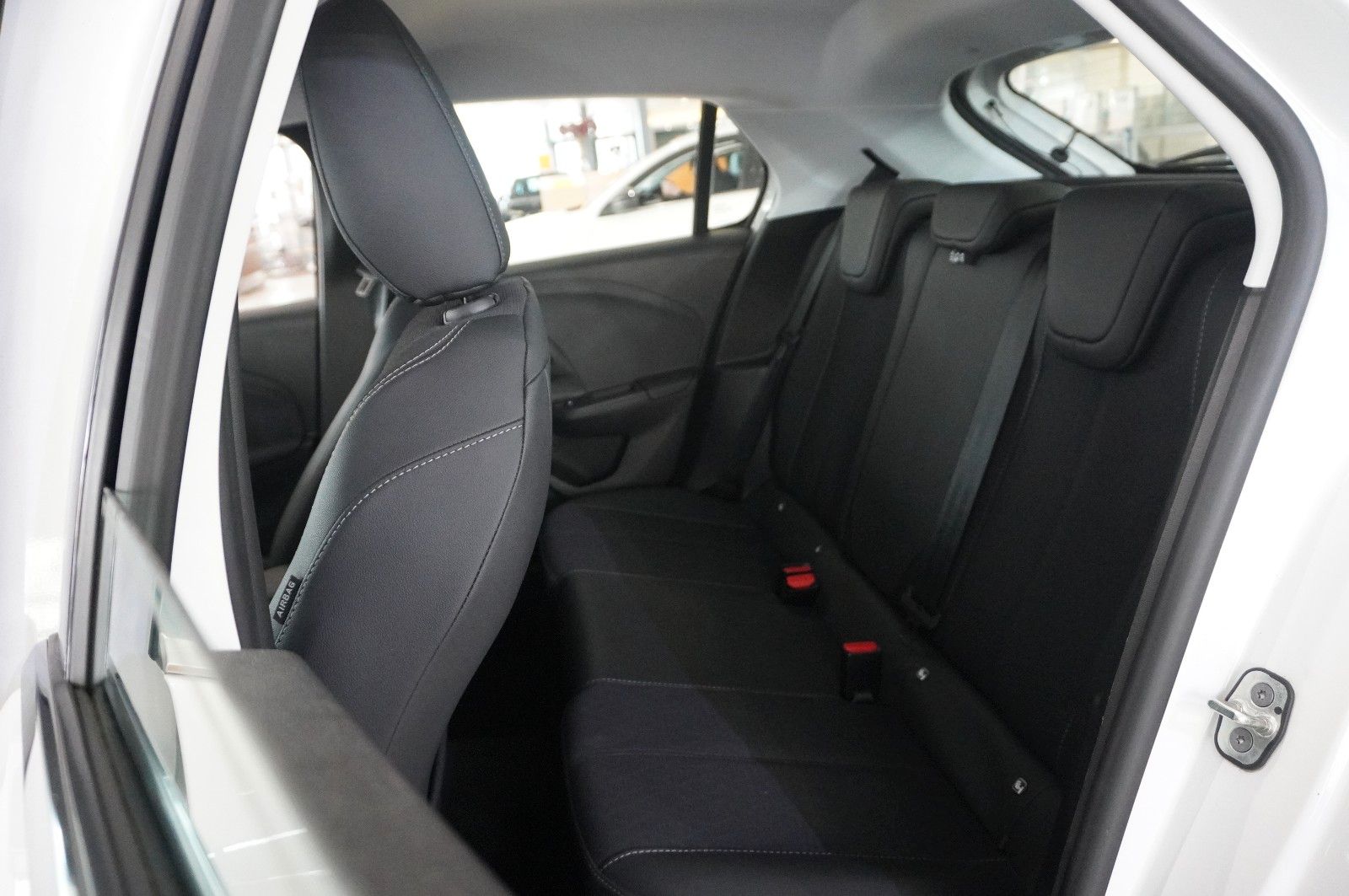 Fahrzeugabbildung Opel Corsa F 1.2T ELEGANCE NAVI/LED/KAMERA/VIRT./DAB+