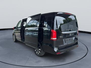 Mercedes V 300 - 3