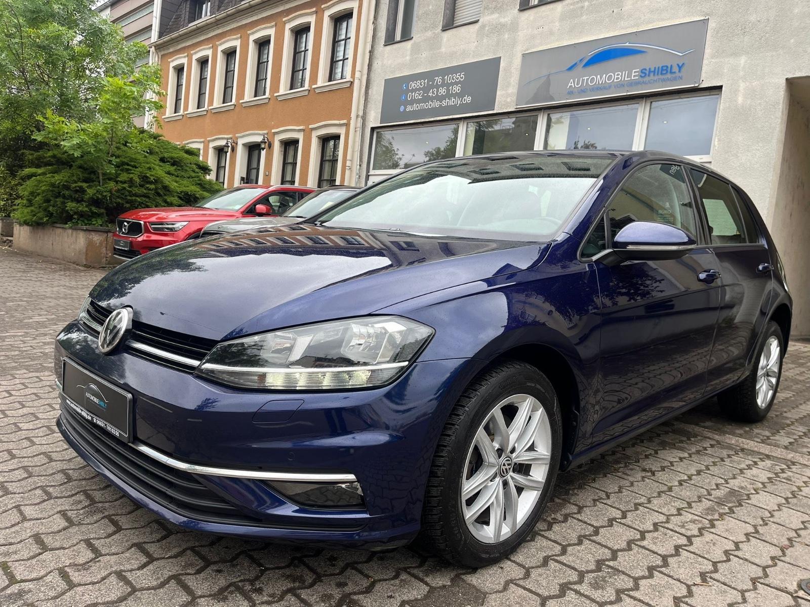 Volkswagen Golf 1.6 TDI DSG Comfortline Navi