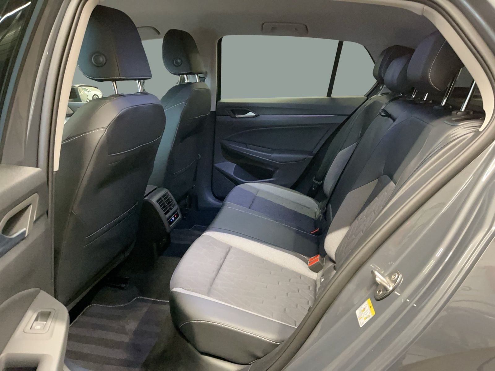 Volkswagen Golf - Bild 13