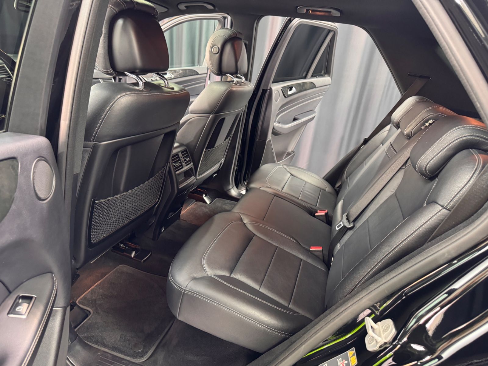 Fahrzeugabbildung Mercedes-Benz ML 400|LEDER|NAVI|SCHIEBEDACH|MASSAGE|360 KAMERA