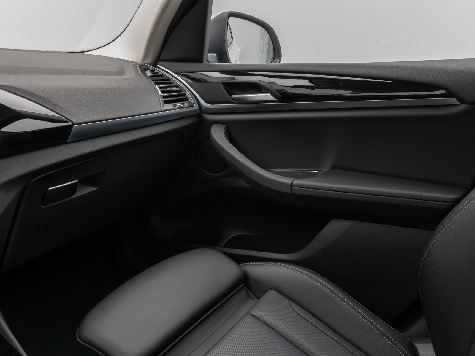 Fahrzeugabbildung BMW X3 xD20d Kamera DAB CockPit+DrivAssis LED Sport