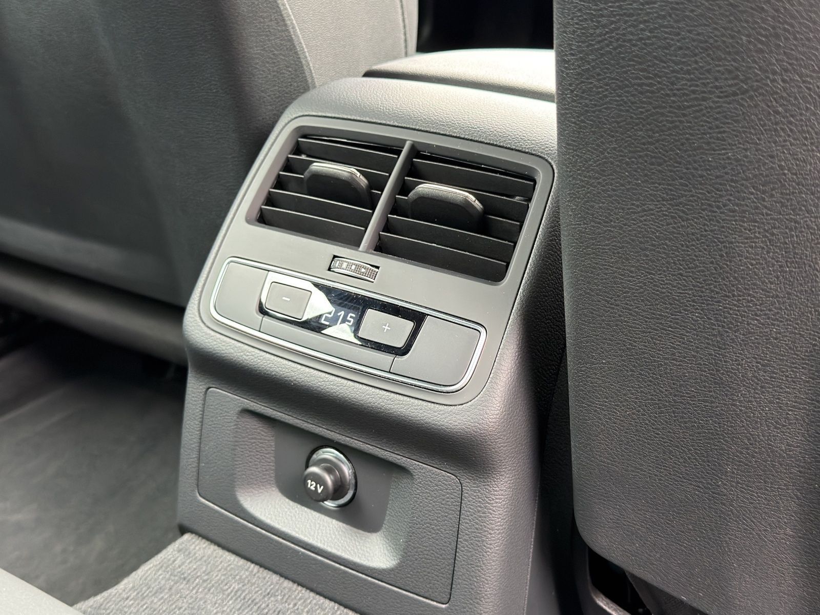 Audi A4 - Bild 17