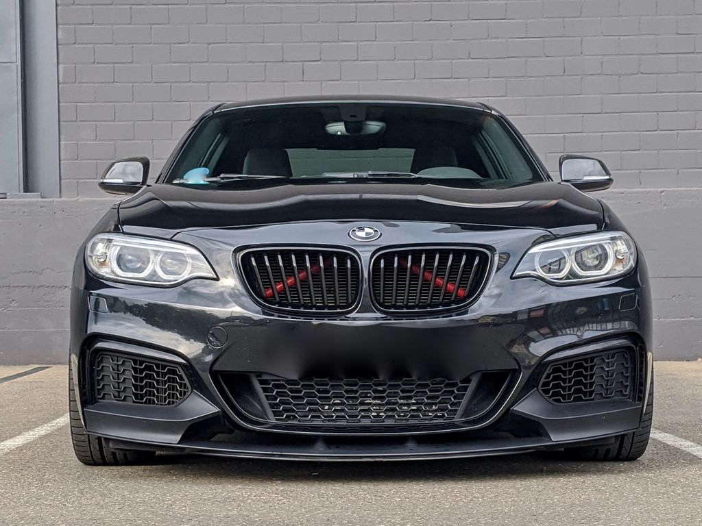 BMW M235