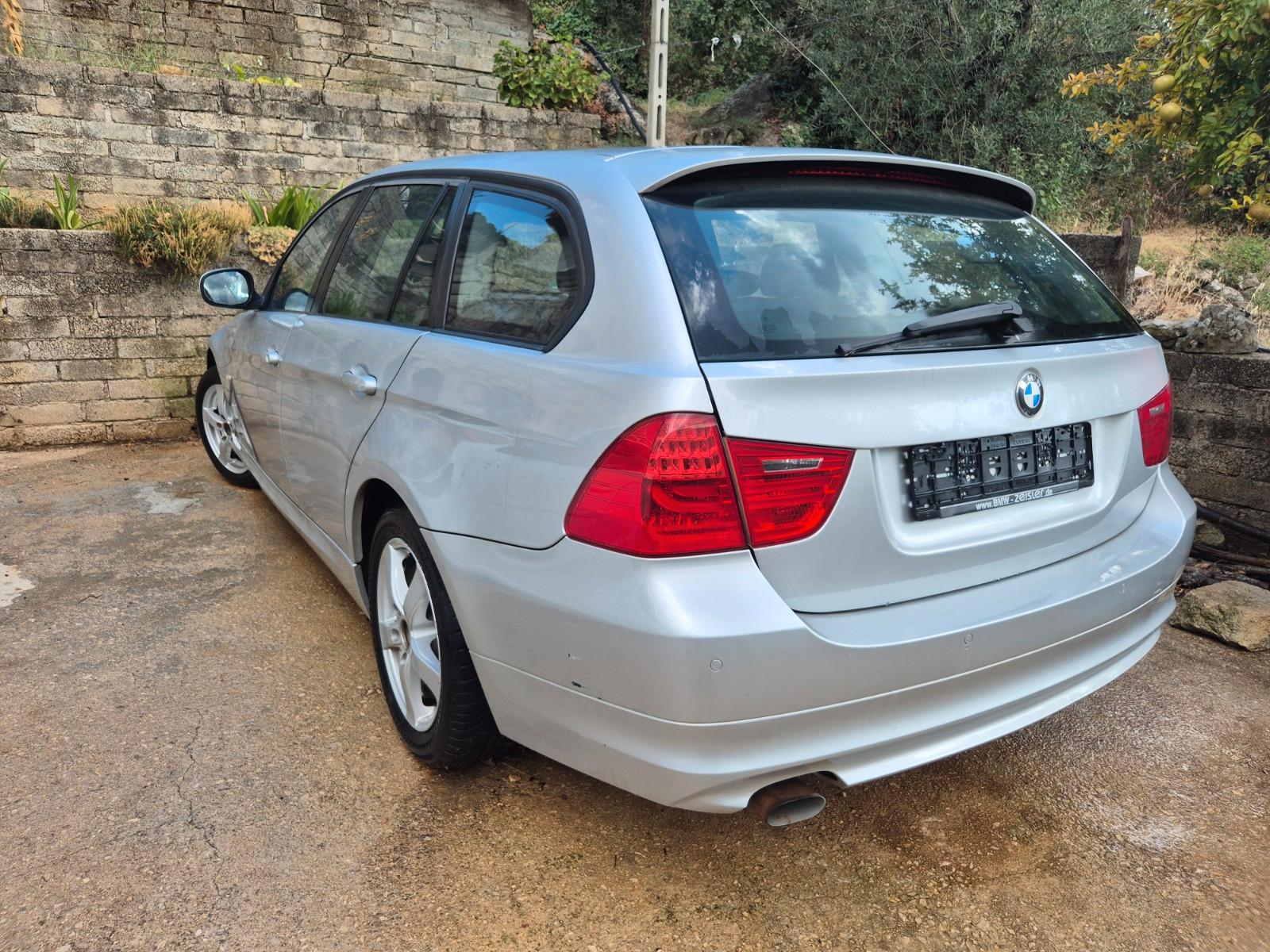 BMW 318 2009 — photo 5
