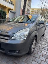 Toyota Verso - Toyota Verso aus 2006