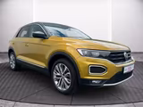 Volkswagen T-Roc "IQ.DRIVE" 2.0 l TDI DSG AZV LED KAMERA - mit Diesel-Antrieb: Gelb, Geländewagen