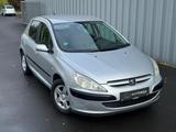 Peugeot 307 1.6 Premium*AUT*KLIMAAUT. - Peugeot 307 Premium mit Benzin-Antrieb