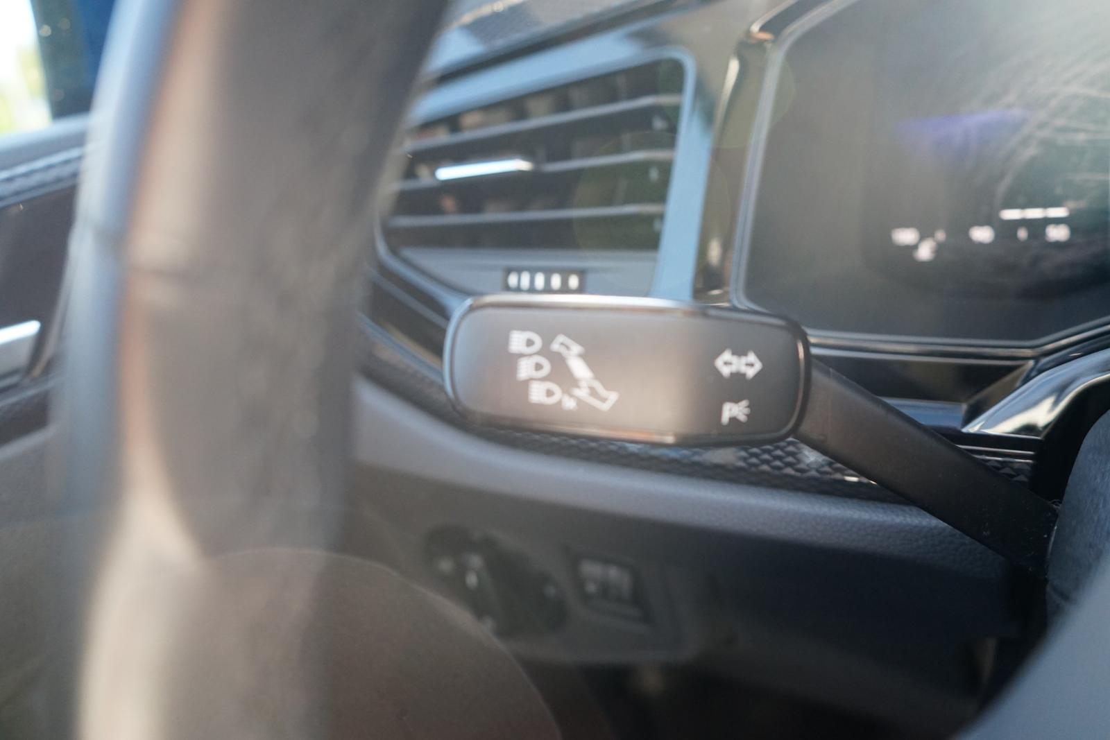 Volkswagen Taigo 1.0 TSI DSG LED AAC SHZ Kamera AppConnect