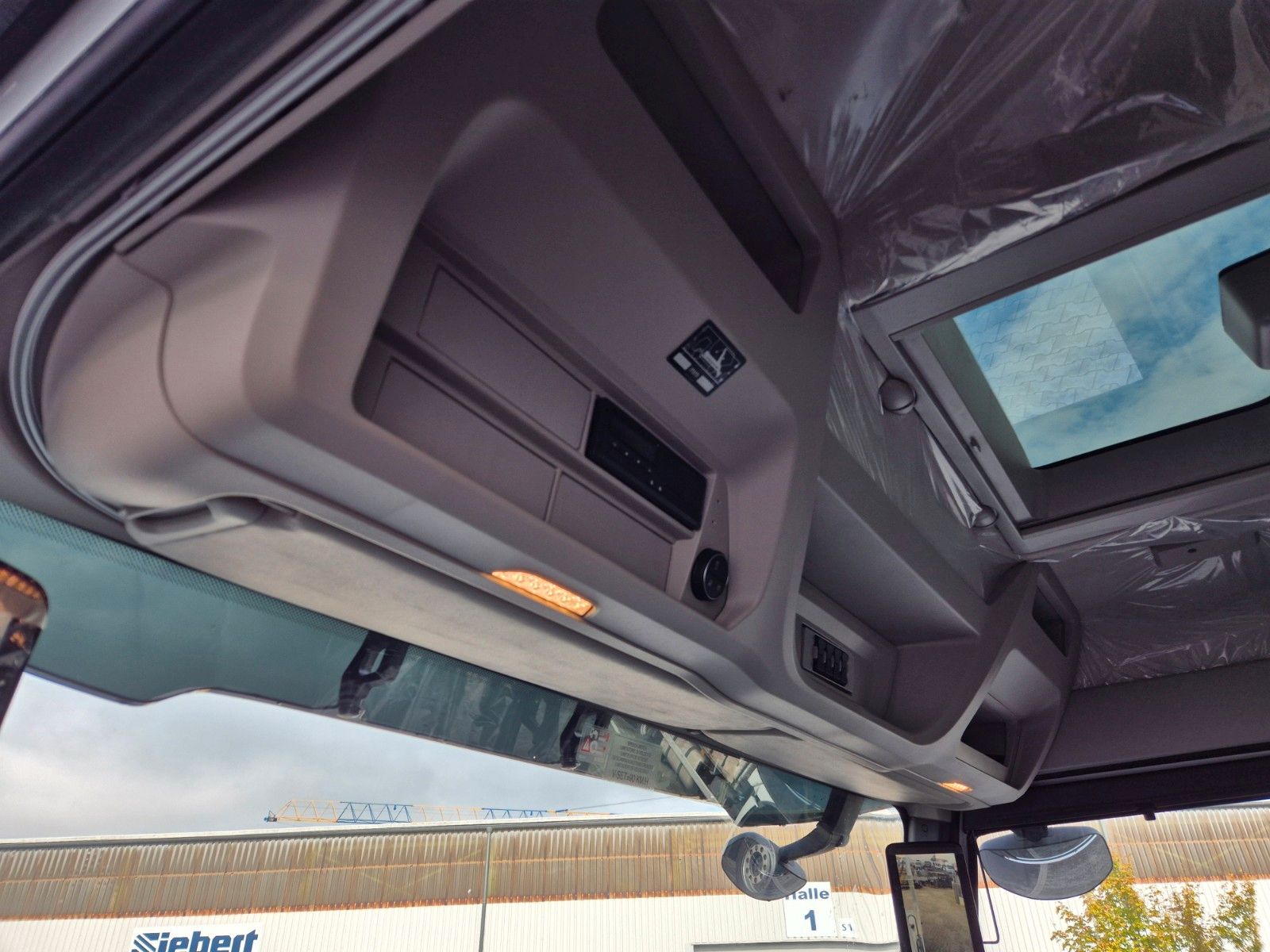 Fahrzeugabbildung Iveco AS280X58Y/ PS ON Meiller AK 16. T Funk AHK Cam