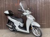 Honda SH 300 + Griffheizung - HONDA ROLLER 300 SH