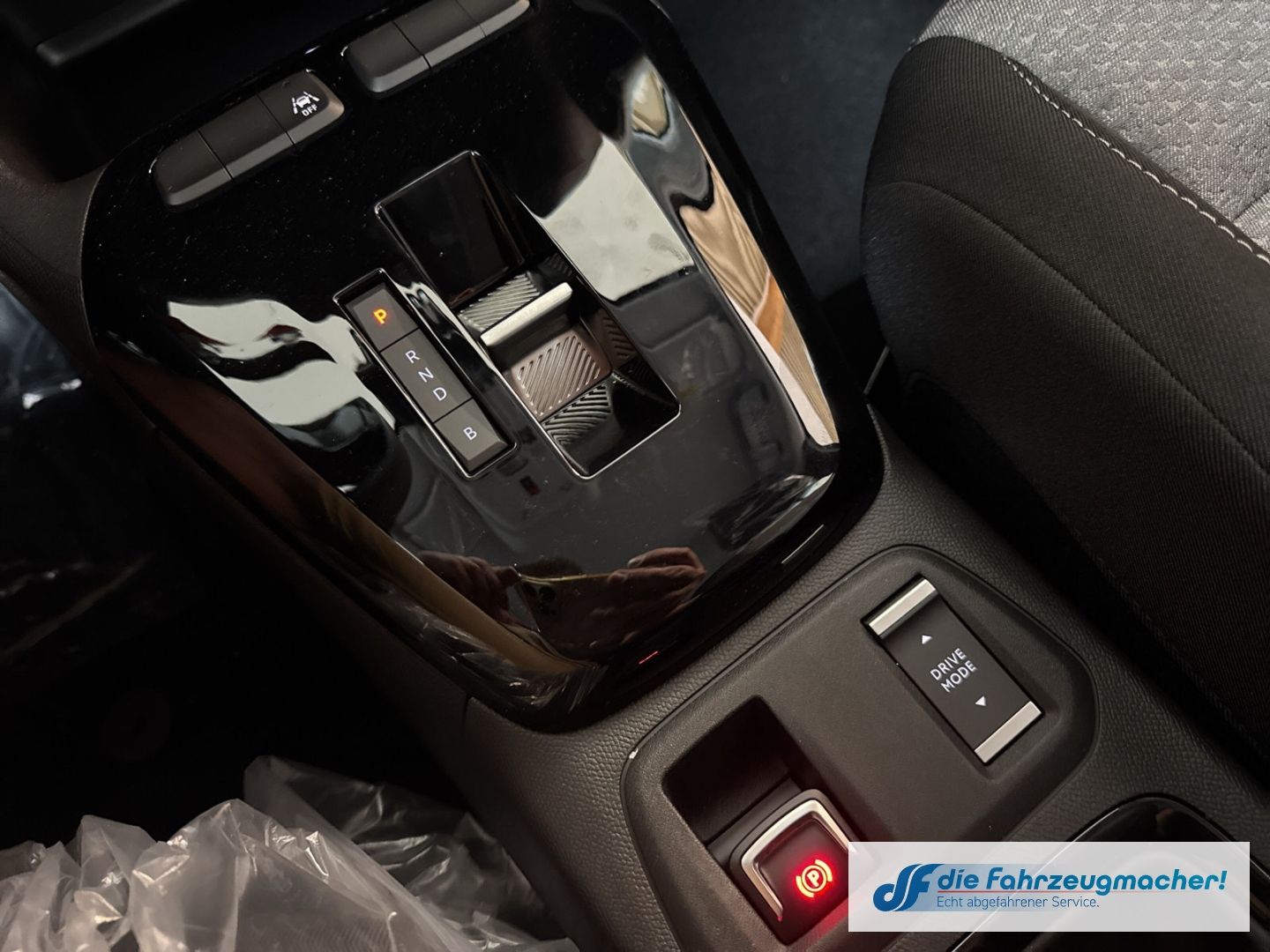 Fahrzeugabbildung Opel Corsa-e *Alu, Wärmepumpe, SHZ*Edition Apple CarP