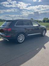 Audi Q7 3.0 TDI quattro tiptronic - - Audi Q7 Gebrauchtwagen in Frankfurt