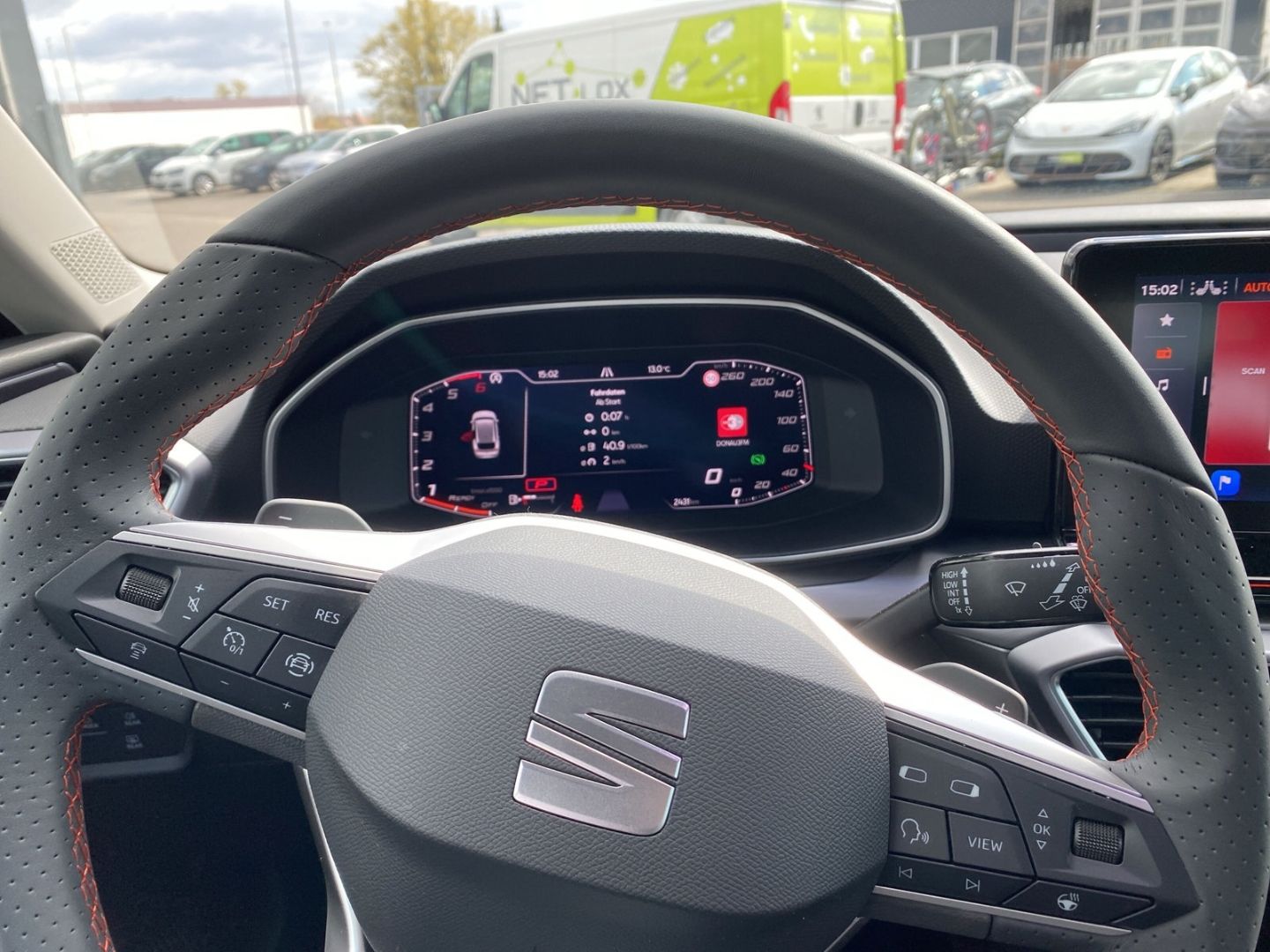 Fahrzeugabbildung SEAT Leon Sportstourer FR 2.0 TDI EU6d Navi Digitales