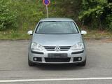 Volkswagen Vw Golf 1.6 Liter , Tüv Neu 8 Fach bereift - Volkswagen Golf aus 2004: 1.6