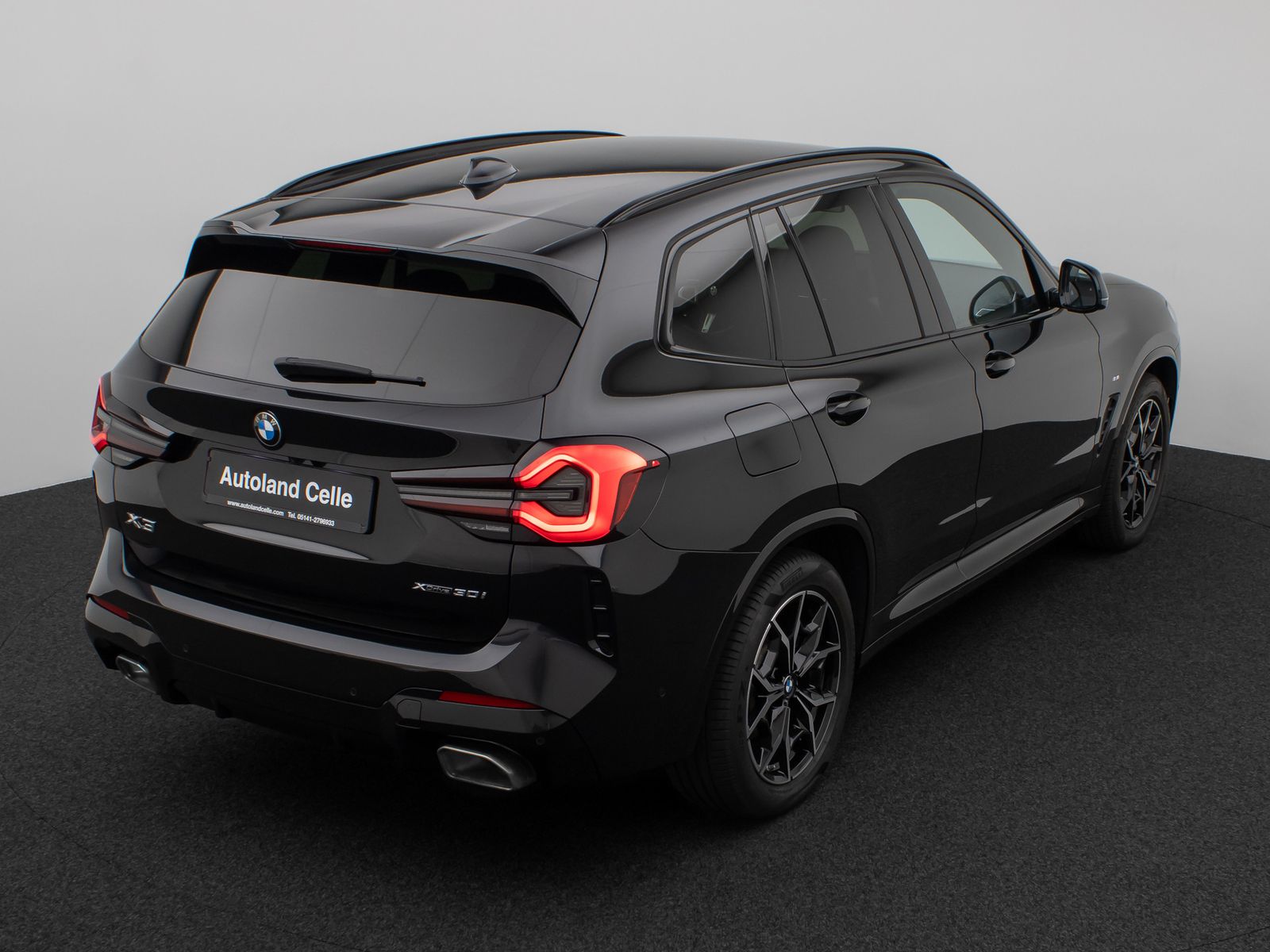 Fahrzeugabbildung BMW X3 xD30i M Sport Kamera DAB HiFi AdaptLED 19Zoll