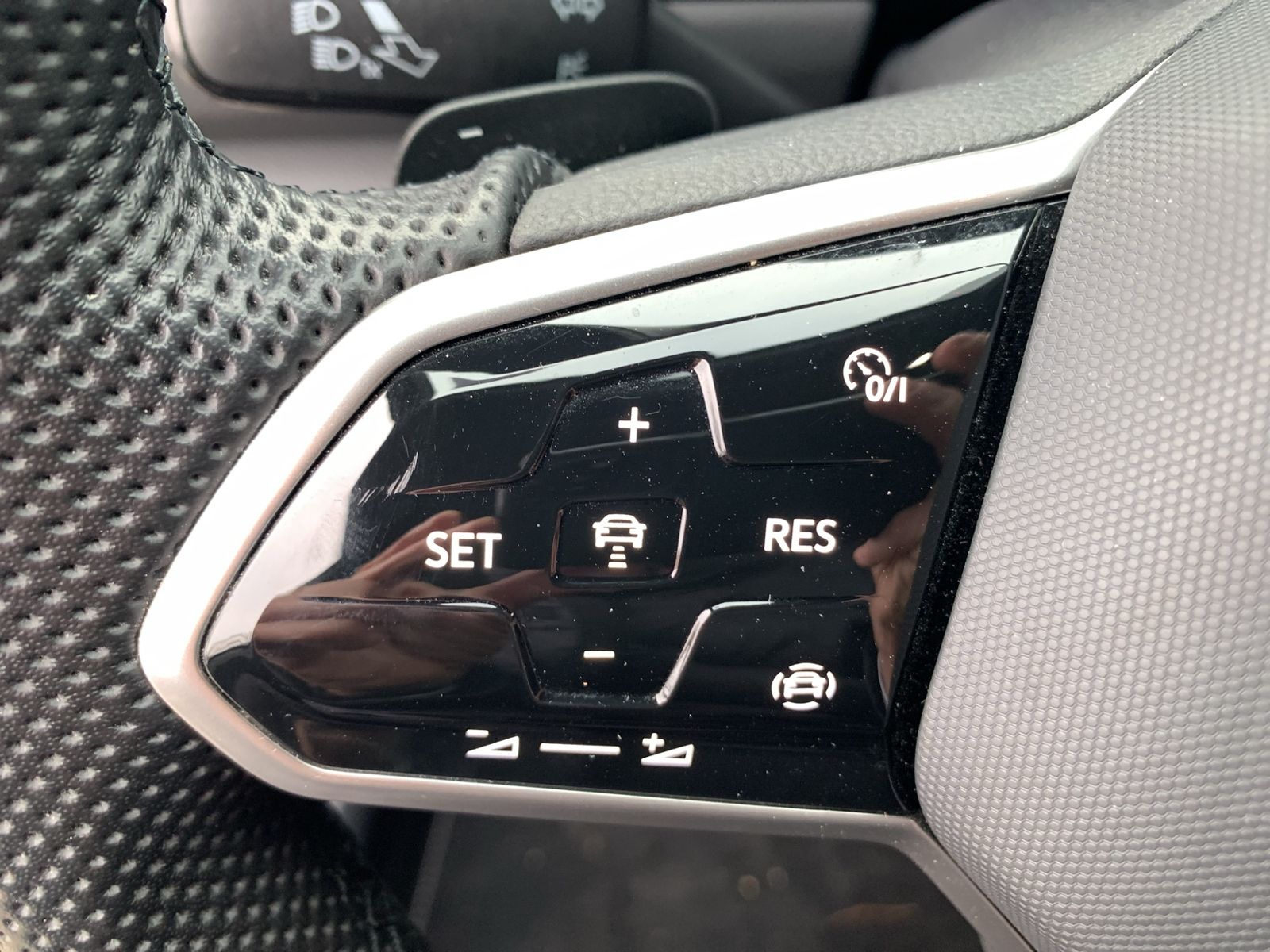 T-Roc 2.0 TSI R-Line 4Motion, ACC, Navi, LED DSG