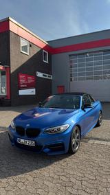 BMW M235i Cabrio | 54.000km | Apple Carplay | - BMW M-Modelle in Düsseldorf
