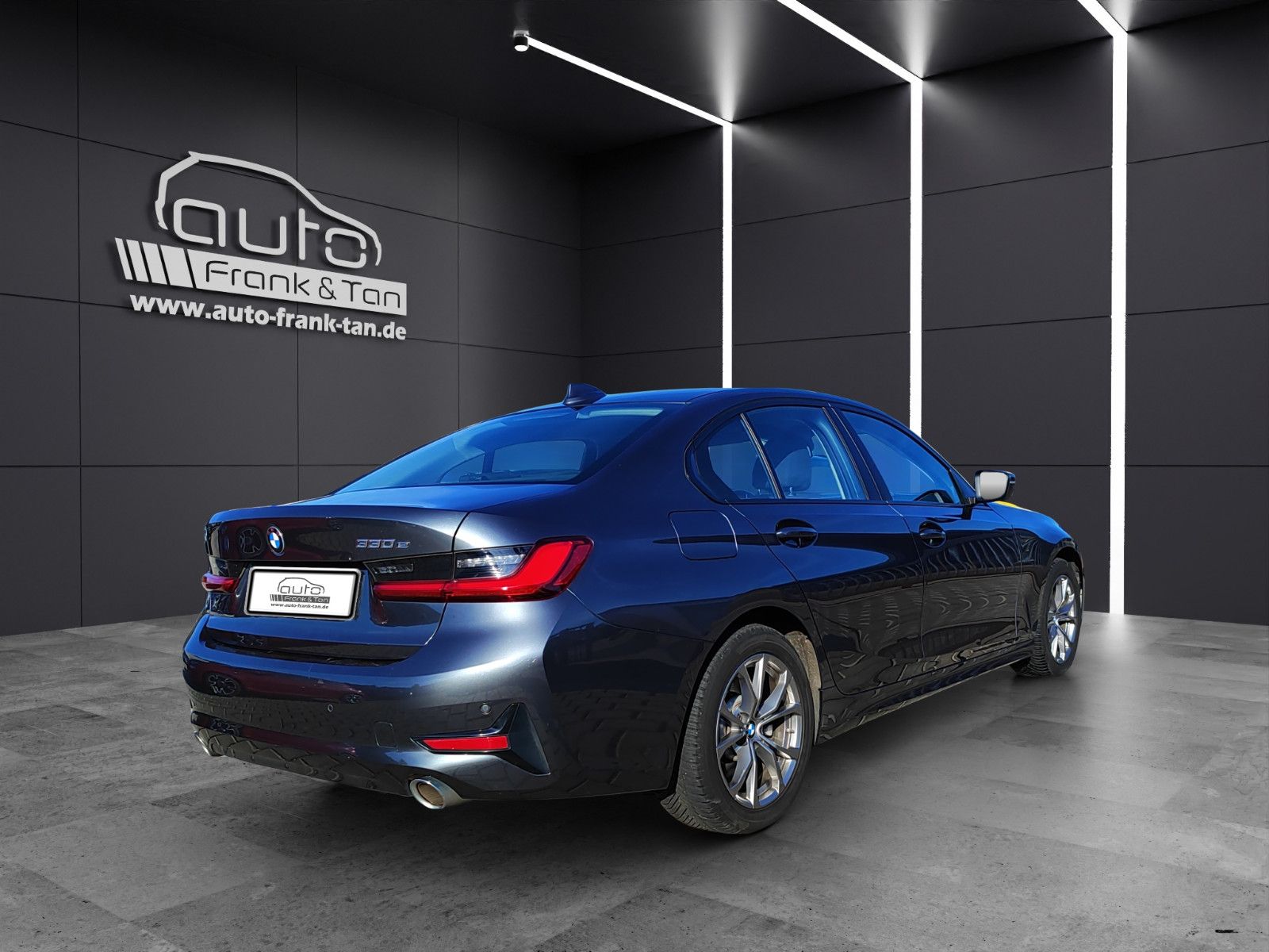 Fahrzeugabbildung BMW 330 e Advantage*LED*Apple CarPlay*SitzHZ*Temp*