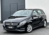 Mercedes-Benz B 180 Style*7G-DCT*2HAND*KAMERA*LEDER*AHK*PDC*SH - Mercedes-Benz B-Class: Kleinwagen