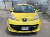 Peugeot 107 1.0 68CV 3p. Plaisir - Peugeot 107: Gelb