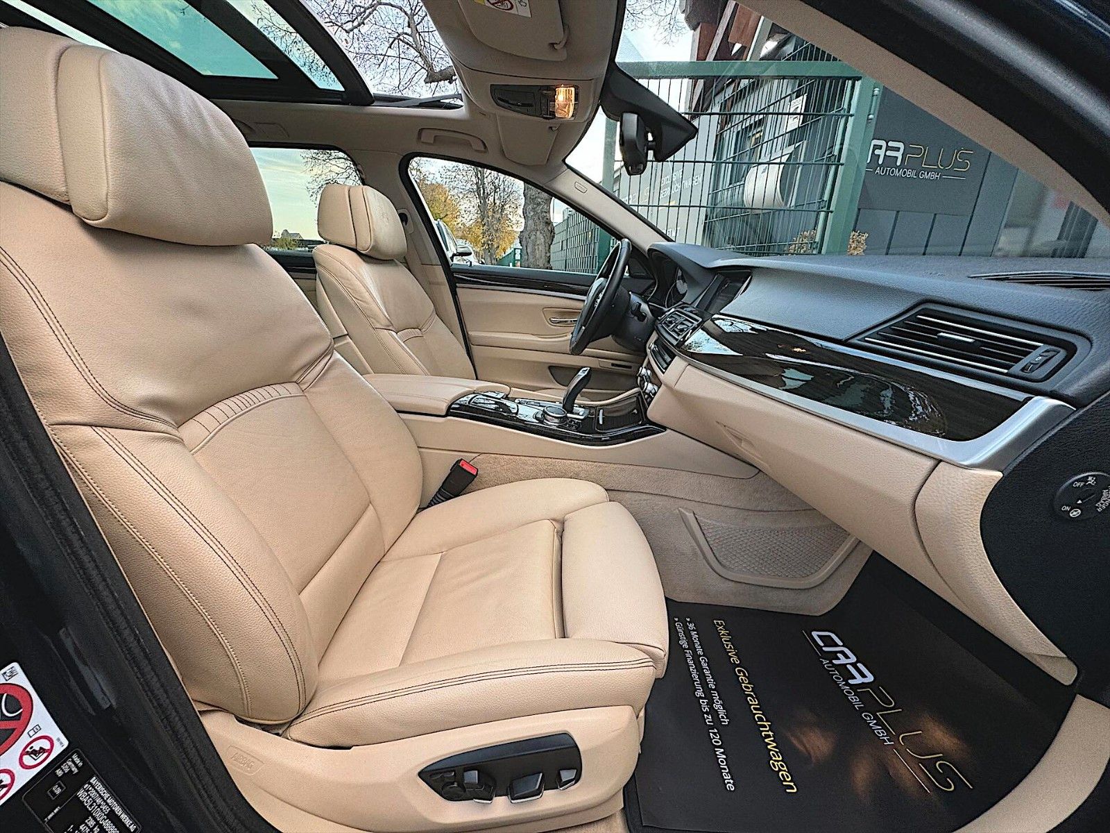 Fahrzeugabbildung BMW 520d Touring Luxury *Pano*Head Up*DAB*H&K*LED*