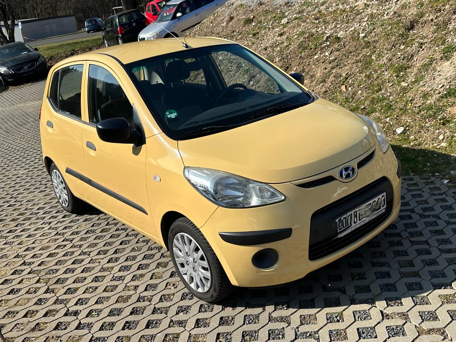 Hyundai i10 FIFA WM Edition Klima Zahnriemen Service neu