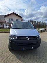 Volkswagen T5 Kühltransporter - silberne Volkswagen T5 Transporter