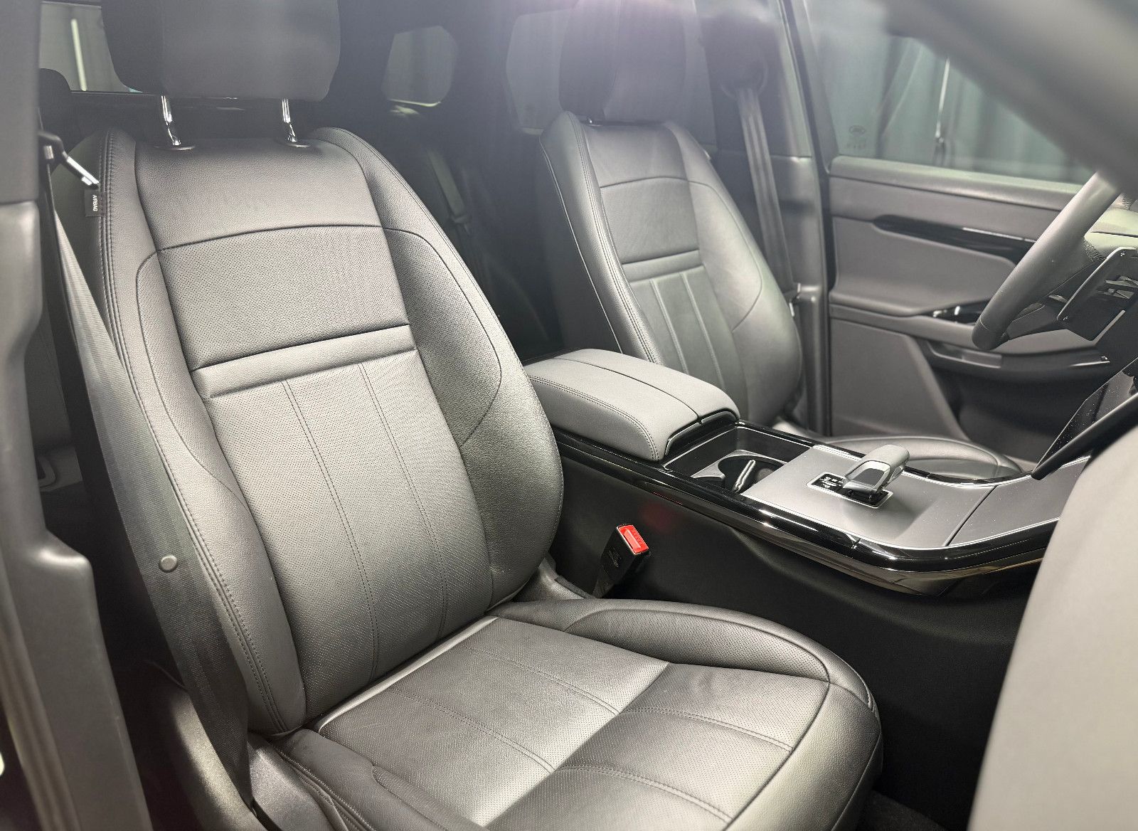 Fahrzeugabbildung Land Rover Range Rover Evoque Dynamic SE |AHK|MERIDIAN|360°