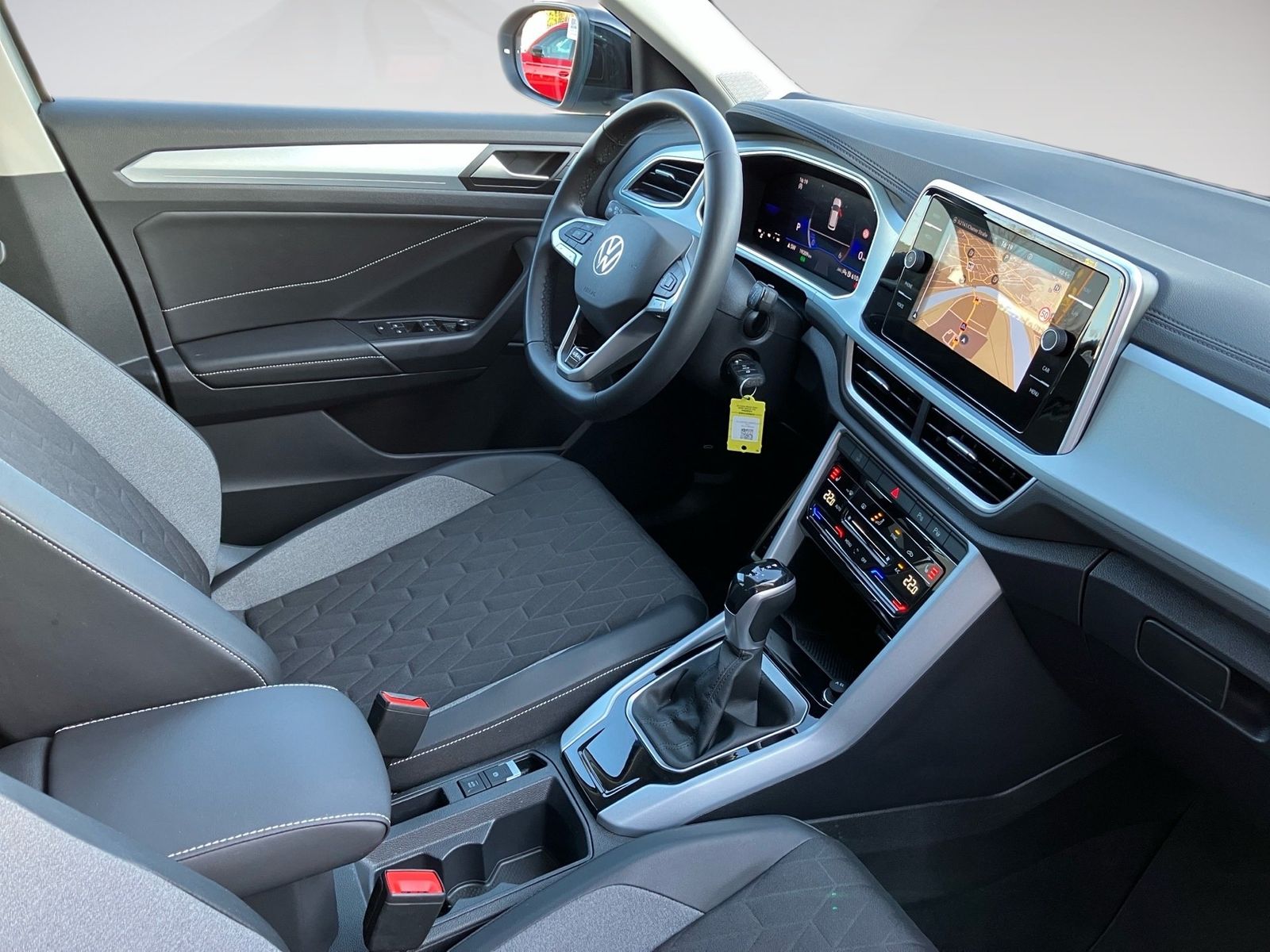 Volkswagen T-Roc - Bild 9