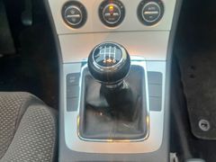 Fahrzeugabbildung Volkswagen Passat Var.MKL leuchtet Fahrbereit ohne Notlauf