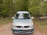 Renault Kangoo 1.6 Rollstuhlumbau - Renault Kangoo von privat