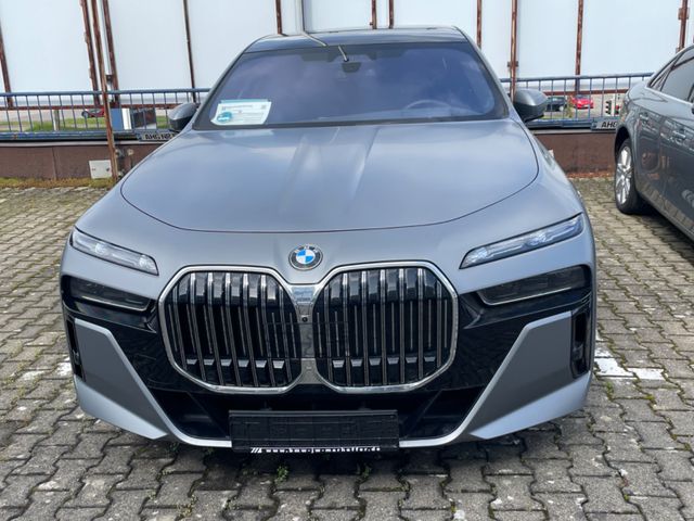 BMW 740d xDrive  MSPORTPRO Autobahnassist 145.000,-