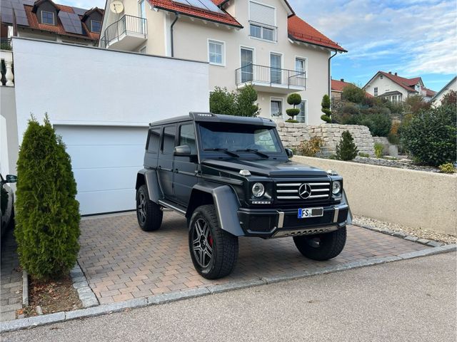 Mercedes-Benz Mercedes G500 44 in Designo magno (schwa...