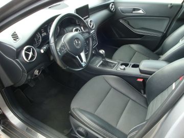 Mercedes A 180 - 9