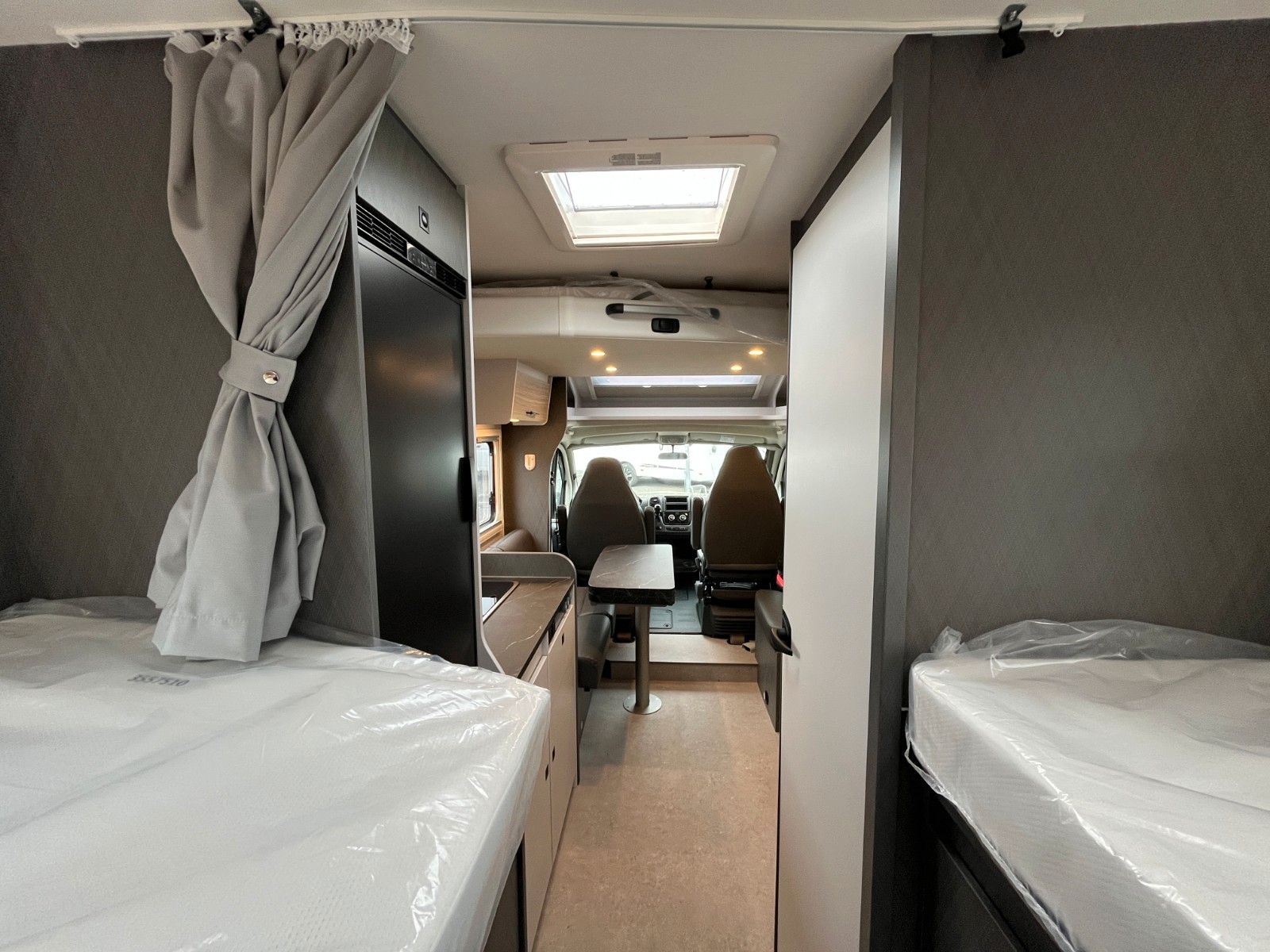 Fahrzeugabbildung Etrusco T 6.9 SBC *Automatik*Hubbett*Markise*Komfort Plu